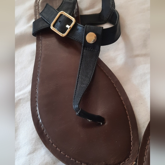 Merona Sandles, Black with Gold Detail, Size 9.5, Small scuff on front of sandle - Picture 2 of 7